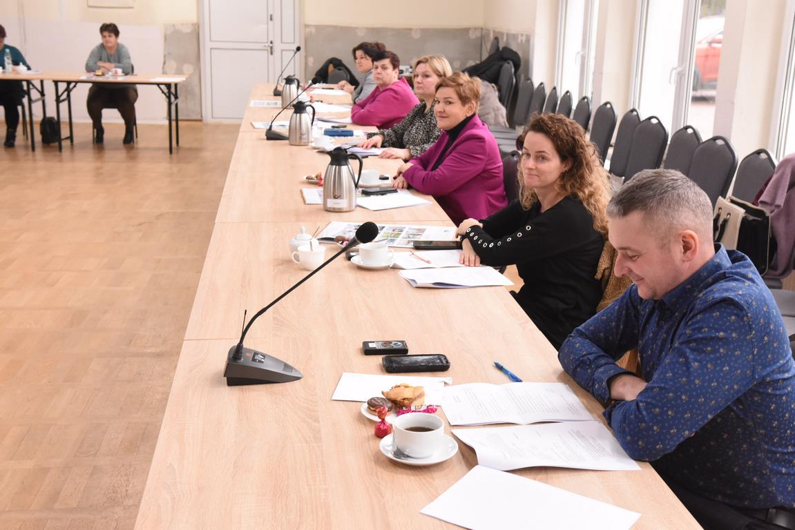 Radni z gminy Konarzyny zgodzili się na zaciągnięcie kredytu na termomodernizację budynku Zespołu Szkół Publicznych