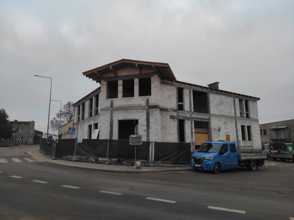 Przebudowa Domu Kultury w Czersku potrwa pół roku dłużej. Termin pierwotny, czyli lipiec tego roku, jest nierealny