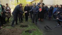 W ogrodzie budynku związanego z historią getta zakopano kapsułę czasu