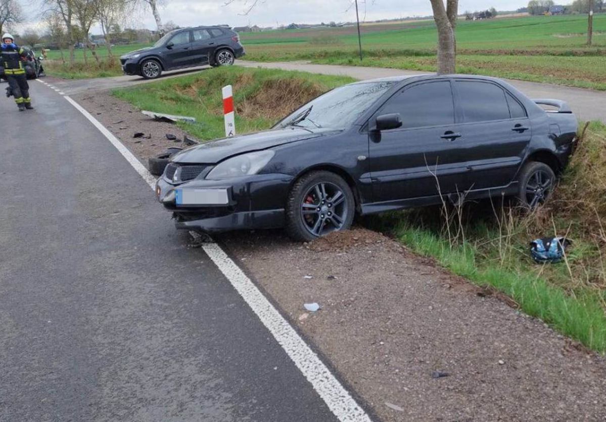 Zderzenie trzech aut w gminie Brusy. Są już wstępne ustalenia policji w sprawie tego zdarzenia FOTO, AKTUALIZACJA