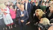 Setki osób w Kartuzach na wczorajszym (19.05) spotkaniu Donalda Tuska z mieszkańcami Kaszub (FOTO)