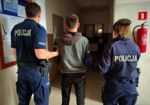 Bytów: 27-latek ukradł 9 tys. zł z otwartego samochodu i poszedł na zakupy