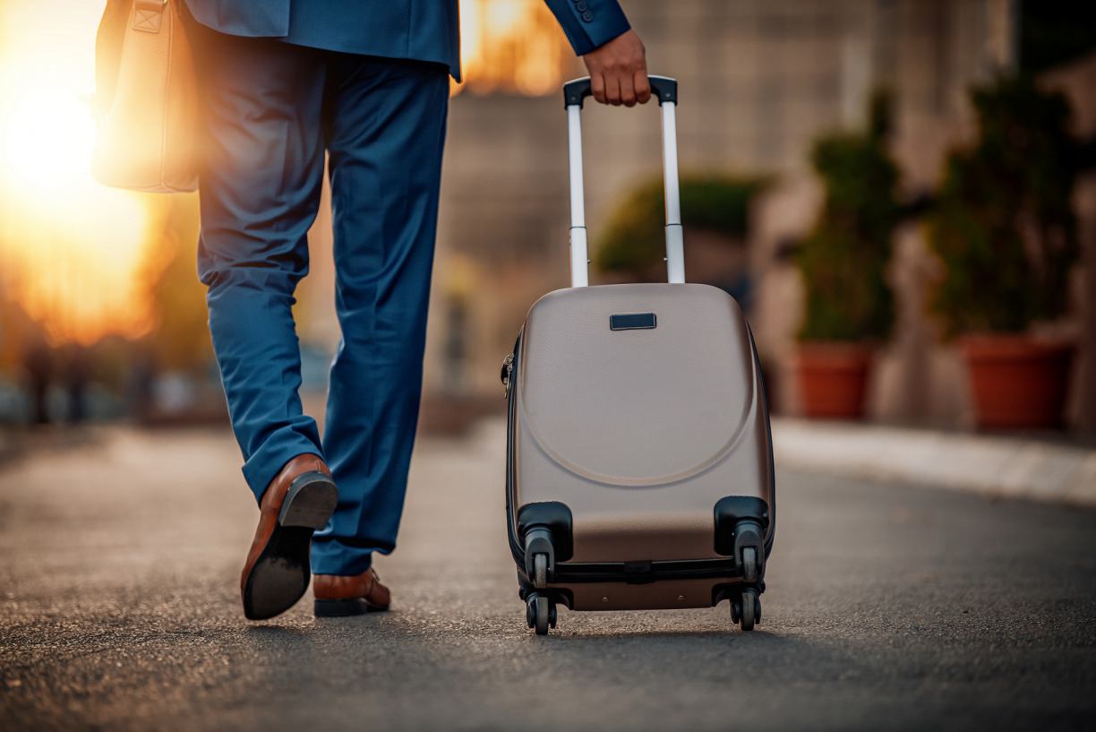 Czy walizki kabinowe to bagaż podręczny bez dodatkowych opłat?