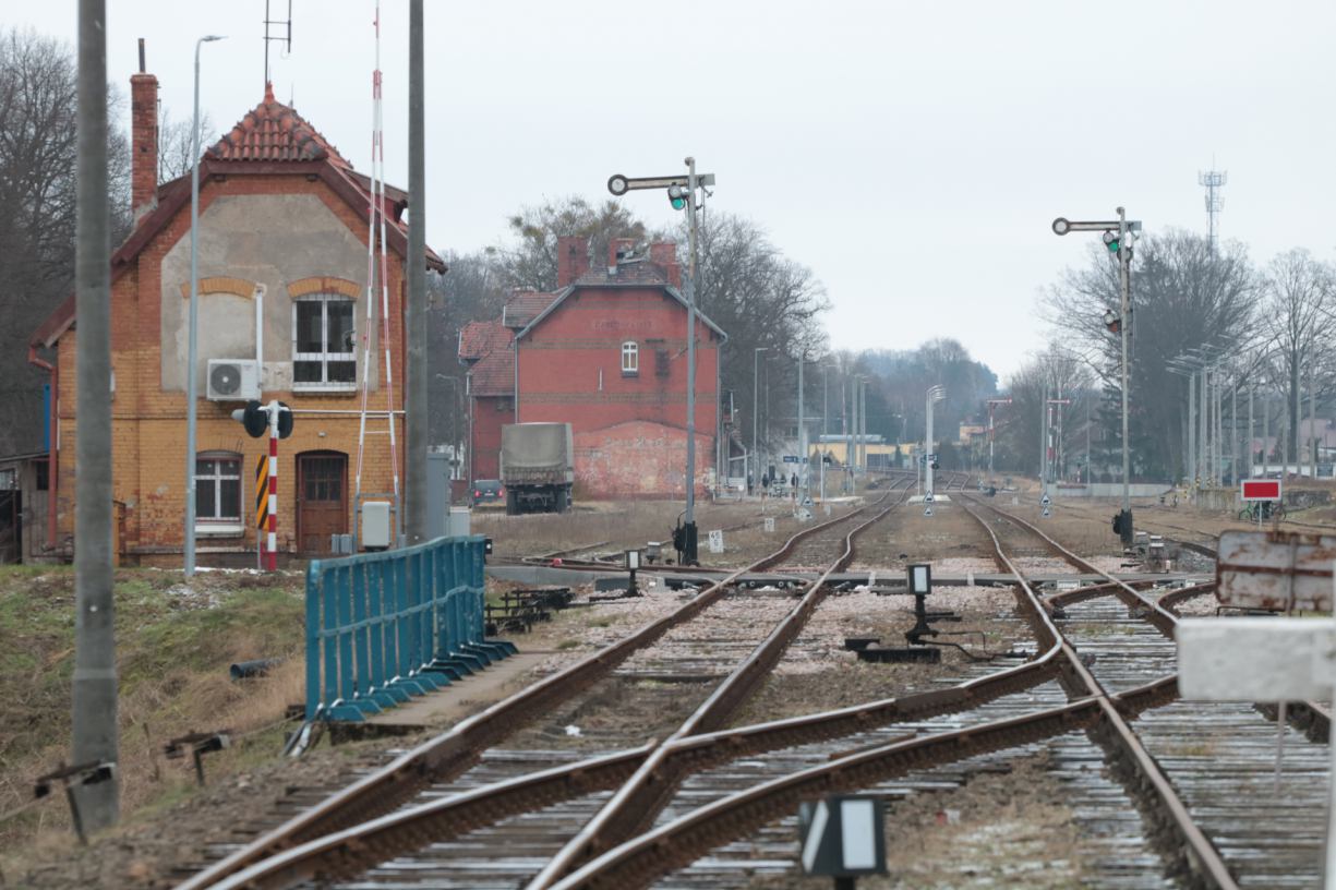 Przejazd kolejowy na ulicy Leśnej w Czarnem zostanie na sześć dni zamknięty SCHEMAT OBJAZDÓW