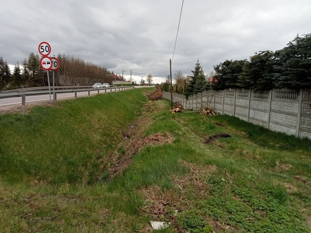 Ścieżka pieszo-rowerowa w kierunku Dobrogoszczy w gminie Kościerzyna ma być gotowa we wrześniu tego roku