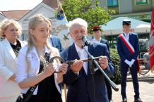 Klucz do miasta należy w ten weekend do absolwentów LO im. Filomatów Chojnickich. Dziś (10.06.) przekazał go im burmistrz Arseniusz Finster (FOTO)