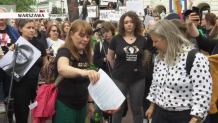 Protesty "Ani jednej więcej" w wielu miastach. Po śmierci 33-letniej ciężarnej Doroty