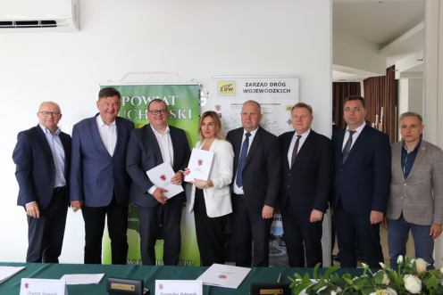 Umowa na przebudowę odcinka drogi wojew&oacute;dzkiej nr 237 w powiecie tucholskim podpisana