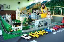 Konstrukcje z klocków LEGO rządzą w hali Centrum Parku Chojnice (FOTO)