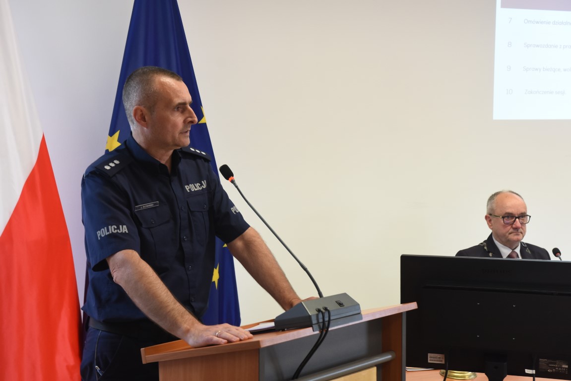 Wyraźny spadek liczby przestępstw w Czersku. Radni zwrócili jednak uwagę na statystykę dotyczącą narkotyków