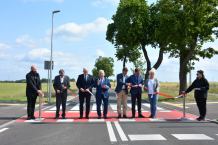 Droga do Igieł oficjalnie otwarta po przebudowie. Wójt mówi o niej "autostrada z Czartołomia do Chojnic&rdquo; (FOTO)