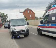 Ośmiolatek potrącony w Czersku. Zjechał rowerem na przeciwny pas ruchu prosto pod busa