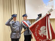 Święto Policji w Kościerzynie. Były awanse, nagrody i wyróżnienia (FOTO)