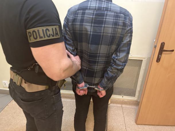 Uderzył pokrzywdzonego szklanką w głowę i wybił mu oko. Zdarzenie z Chojnic znajdzie swój finał w sądzie