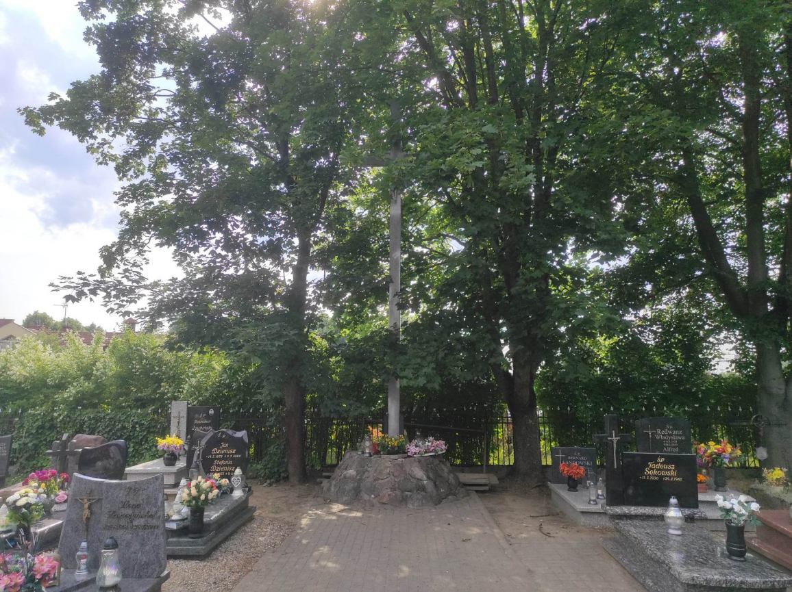 Powstanie nowe wejście na teren cmentarza w Czersku? Będą konsultacje w tej sprawie