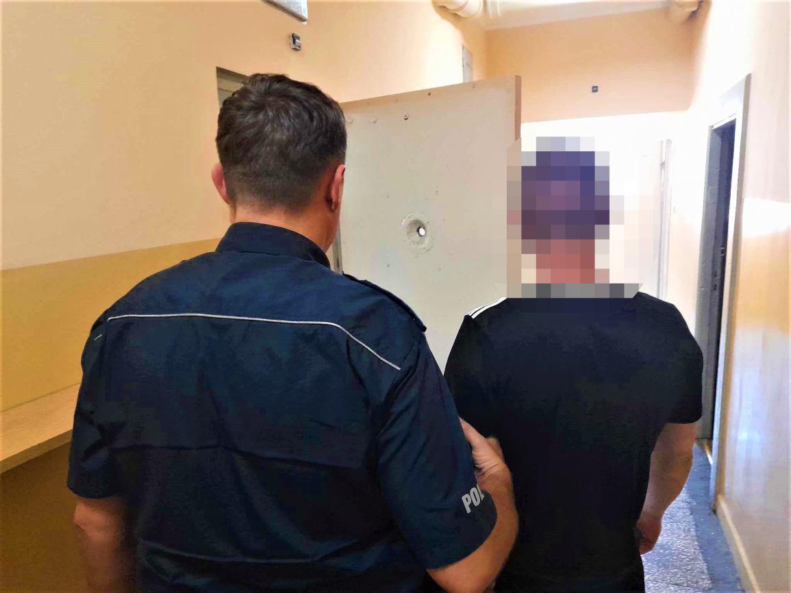 Tymczasowy areszt dla 35-latka z Kościerzyny, który odkręcił butlę z gazem w budynku socjalnym