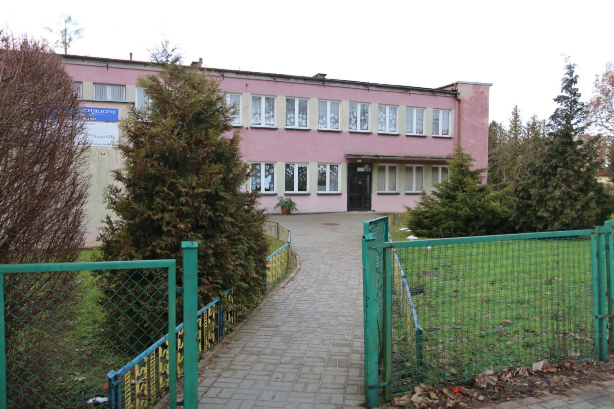 Trzeba dołożyć prawie 600 tys. zł na przebudowę obiektu na publiczne przedszkole i żłobek w Człuchowie