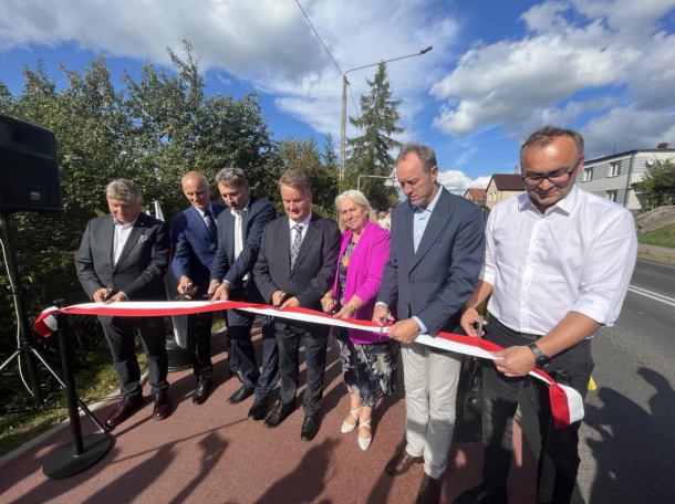 W Kościerzynie oddano do użytku nową ścieżkę rowerową w kierunku Skorzewa (FOTO)