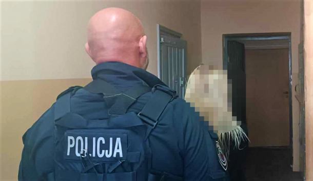 Pół tysiąca porcji narkotyków w plecaku 36-latki. Kobietę zatrzymała kościerska policja