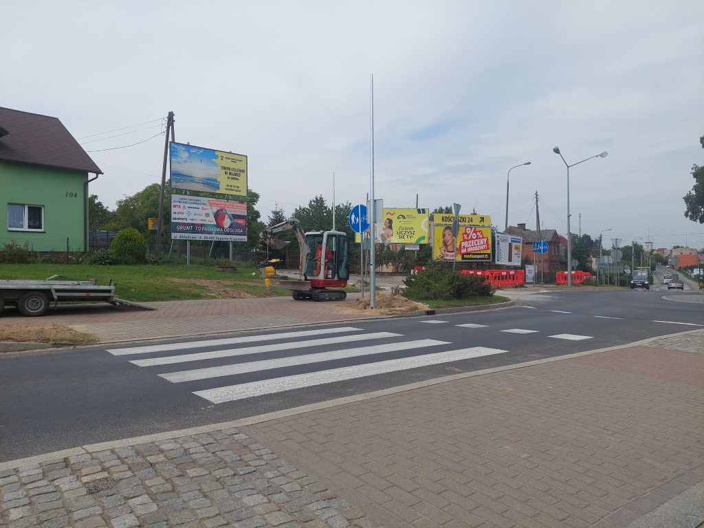 Trwa budowa oświetlenia na wszystkich przejściach dla pieszych w ciągu DK nr 25 w gminie Sępólno Krajeńskie