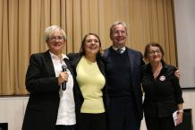Anna Górska z Paktu Senackiego, Krystyna Łuczycka, Bożena Stępień i Stanisław Lamczyk z KO spotkali się z mieszkańcami Człuchowa (FOTO)