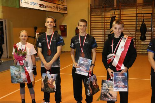 Boxing Team Chojnice zn&oacute;w najlepszym klubem w Polsce. Pięć medali