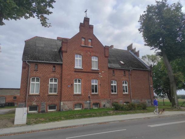 Gmina Brusy zdobyła dofinansowanie na renowację dwóch zabytków. To kościół w Leśnie i "pastorówka" w Kosobudach