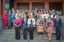 Burmistrz Brus wręczył stypendia uczniom szkół podstawowych oraz nagrody nauczycielom (FOTO)