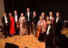 Dziś (19.10.) w Człuchowie koncert "Ach, jak przyjemnie". Zagra zespół Arte Con Brio