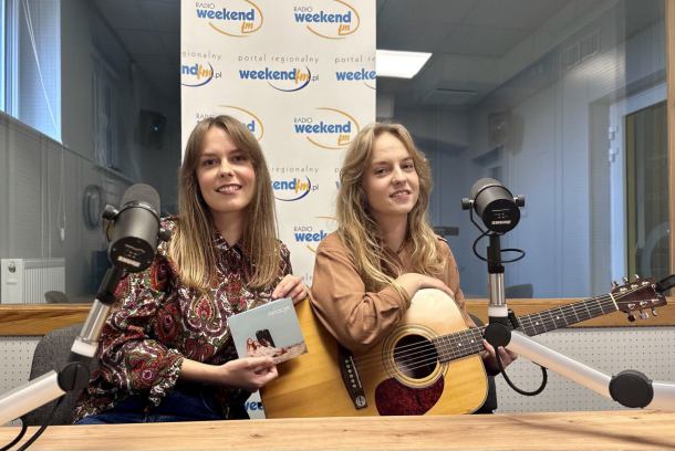 PIERWIASTEK Z TRZECH w Weekend FM w dniu premiery nowej płyty "Relacje". Siostry z Leśna zagrały "na żywo"  