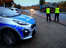 Zobaczył patrol bytowskiej policji i nagle zawrócił. Kierowca miał zakaz prowadzenia pojazdów