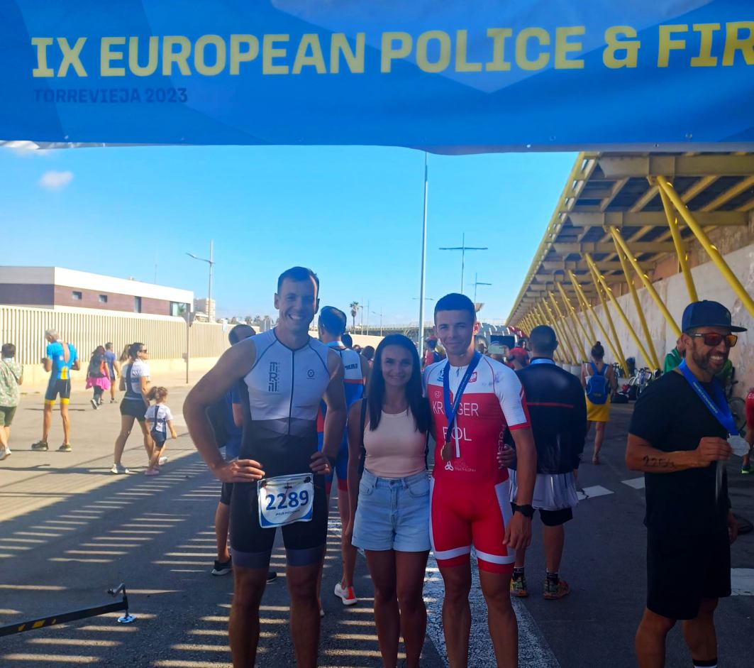 Strażak z sępoleńskiej komendy wygrał europejskie igrzyska straży i policji w triathlonie