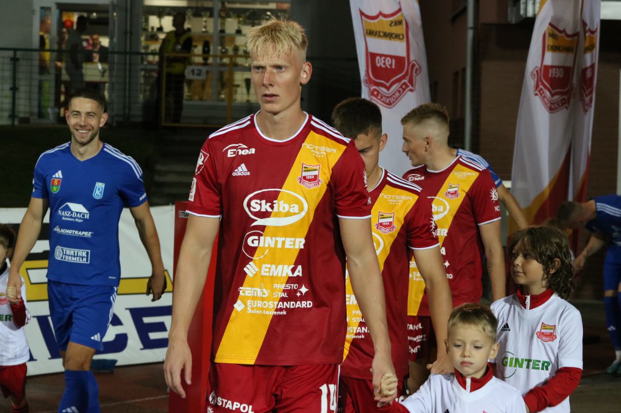 Andrias Edmundsson z Chojniczanki znów został powołany do reprezentacji Wysp Owczych na mecz z Polską