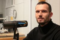 Mowa motywacyjna, ale i odpowiedzi na zabawne pytania kolegów z Chojniczanki. Tomasz Boczek w studiu Weekend FM