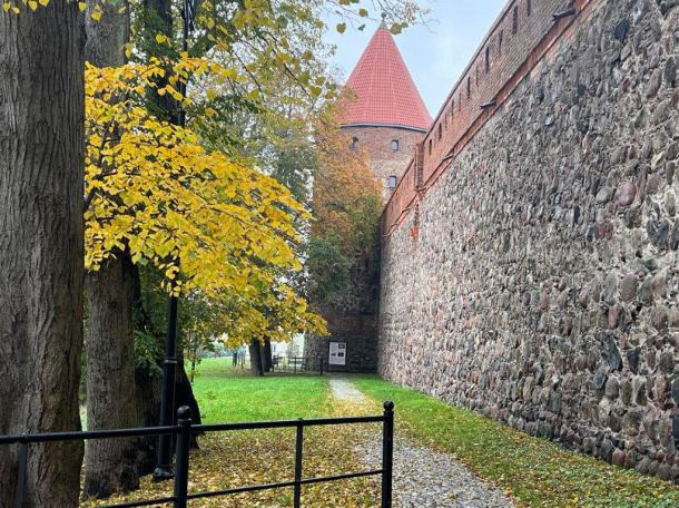 Władze Bytowa będą ogłaszać kolejny przetarg na poprawienie elewacji zamku. Koszt zadania to 300 tys. zł