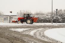 Zimowe utrzymanie dróg w gminie Czersk będzie droższe. Ceny usług poszły w górę, ale dużo zależy od pogody