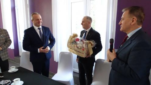 Sęp&oacute;lno: wojewoda kujawsko-pomorski Mikołaj Bogdanowicz żegnał się z samorządowcami