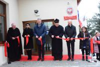 Katolicka Szkoła Podstawowa im. Piotra Dunina w Chojnicach od piątku (8.12.) posiada sw&oacute;j sztandar (FOTO)