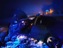 Chojnice: Mężczyzna uciekał przed policją przez kilkanaście kilometrów i próbował ominąć blokadę drogi