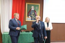 25-lecie powiatu tucholskiego. Była uroczysta gala i podziękowania dla zasłużonych samorządowców (FOTO)
