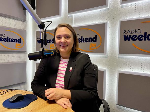 Czy przez Bytów znów będą jeździć pociągi pasażerskie? "Wierzę w to głęboko". Senatorka Anna Górska w Weekend FM (ROZMOWA)