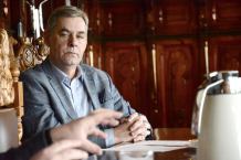 Burmistrz Chojnic rozwiązał umowę z firmą sprzątającą centrum miasta. "Tak brudnego śródmieścia nie widziałem od 25 lat"