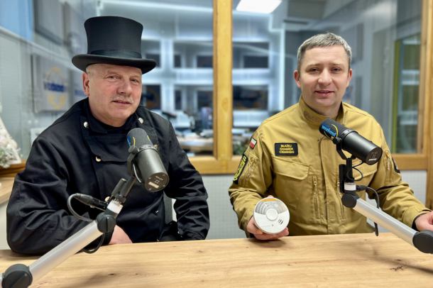 "Czadu się nie wyczuwa, a zagrożenie jest bardzo duże". Komendant powiatowy PSP w Chojnicach oraz mistrz kominiarski w Weekend FM (ROZMOWA)