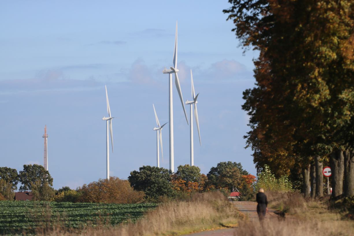 W gminie Czarne mogą stanąć farmy wiatrowe. Gdzie i ile wiatraków może powstać?