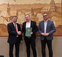 Rusza budowa hali sportowej przy Zespole Szkolno-Przedszkolnym nr 3 w Kościerzynie. "Przekazaliśmy już wykonawcy plac budowy"
