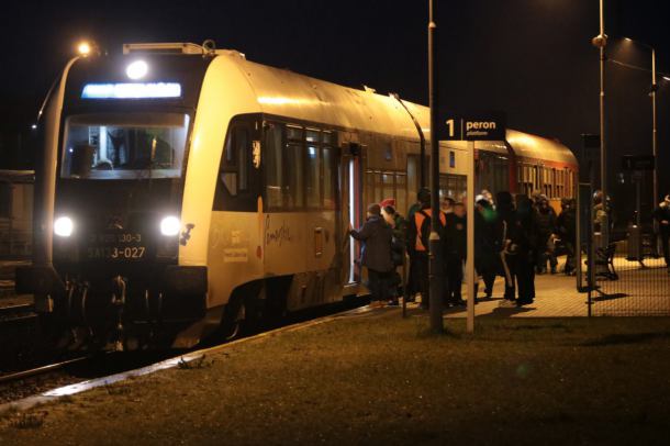 Burmistrz Człuchowa apeluje o powiększenie składu bezpośredniego pociągu do Trójmiasta