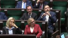 Dyrektor generalny kierujący Gabinetem Marszałka Sejmu: karty Kamińskiego i Wąsika dezaktywowane