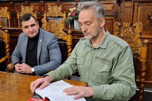 "Bardzo dużo ciekawostek i nie są one takie typowo naukowe". Ukazał się 39. numer "Zeszyt&oacute;w Chojnickich" (FOTO)