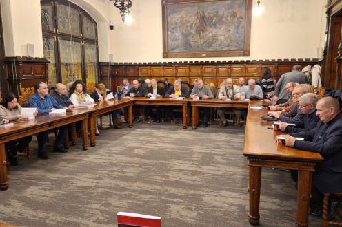 "Bardzo dużo ciekawostek i nie są one takie typowo naukowe". Ukazał się 39. numer "Zeszyt&oacute;w Chojnickich" (FOTO)