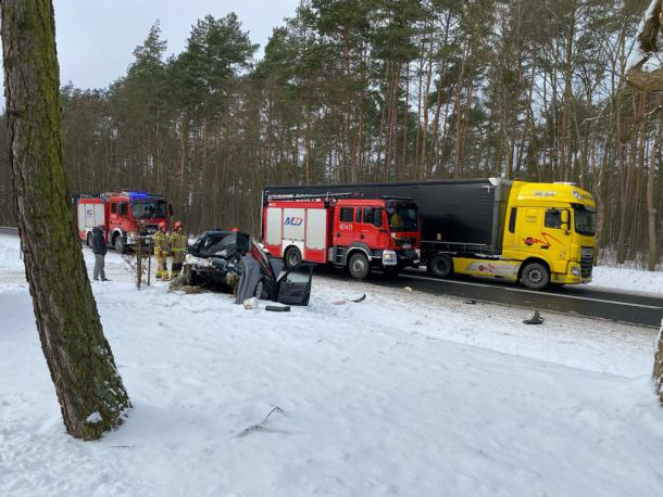 Mieszkanka Człuchowa trafiła do szpitala po wypadku na DK 22. Sprawcą zdarzenia był mieszkaniec Chojnic (FOTO)